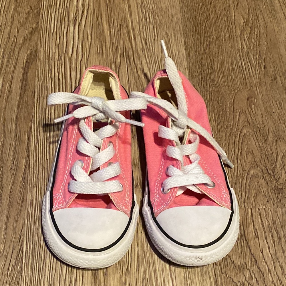 Kids Pink Converse